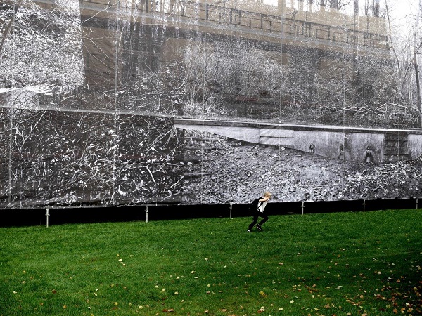 Інсталяція "Природознавство", 2018, фасад будівлі